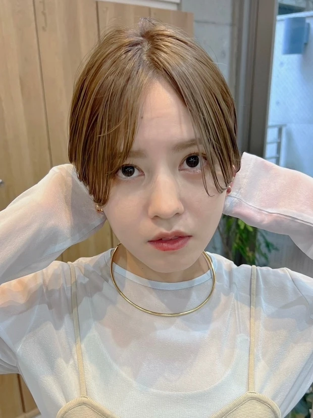 ヘアカタログ ショート ショートヘア 前髪あり スタイリング