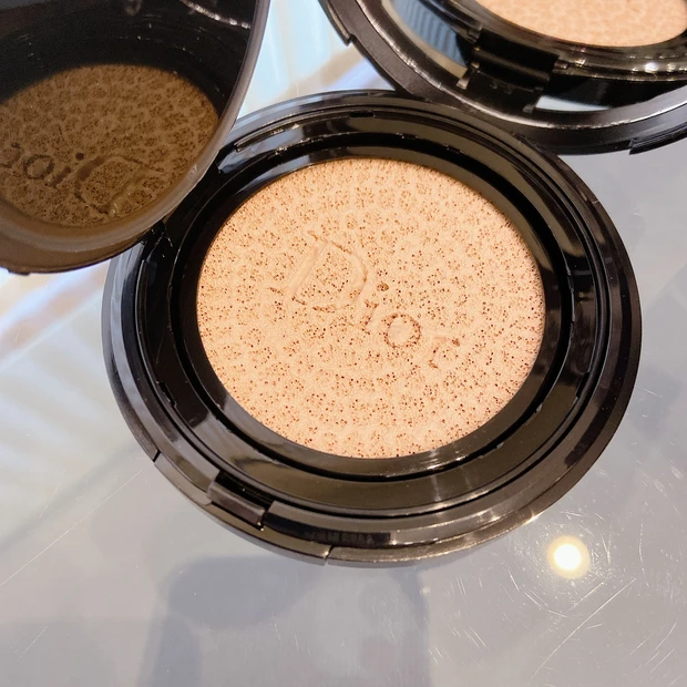 【可愛すぎてパケ買い😍】のはずが、使い心地の良さにベタ惚れしたクッションファンデ✨「ディオールスキン フォーエヴァー グロウ クッション」💕_2_1