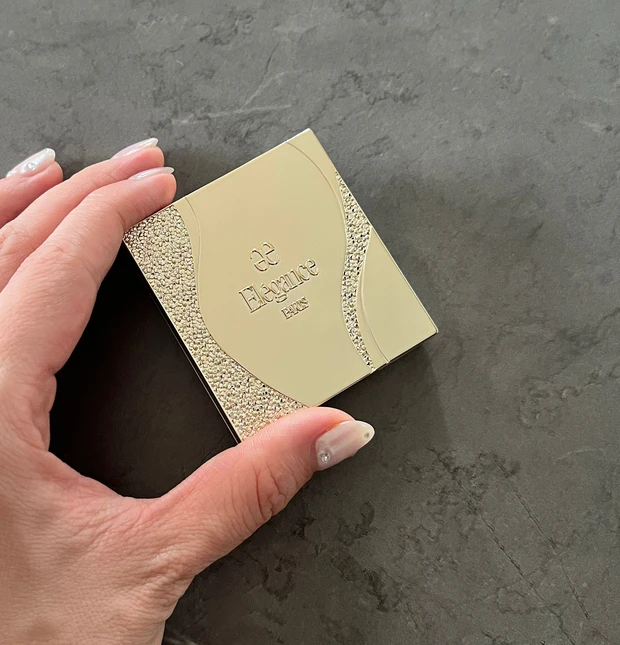 【エタンセルアルモニーアイズ02】夏にぴったり！上品ラメ×透けオレンジで簡単こなれEye♡_4