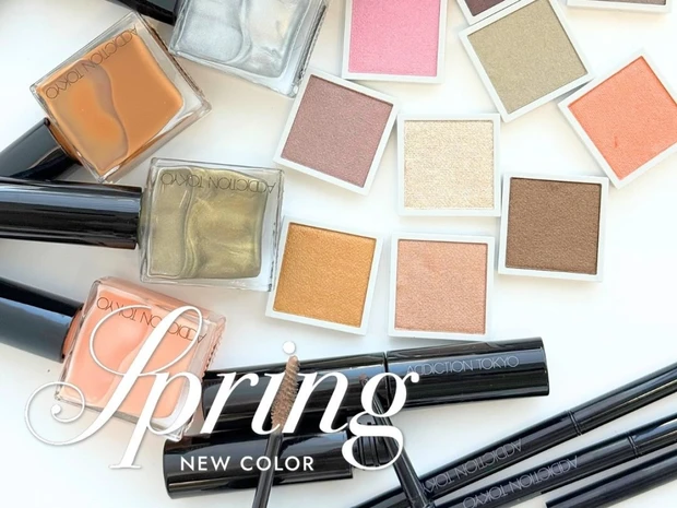 【春コスメ2026】アディクションの春新色を全色スウォッチ！ 注目の新作リップグロスは全11色＆ティントティントタイプも登場