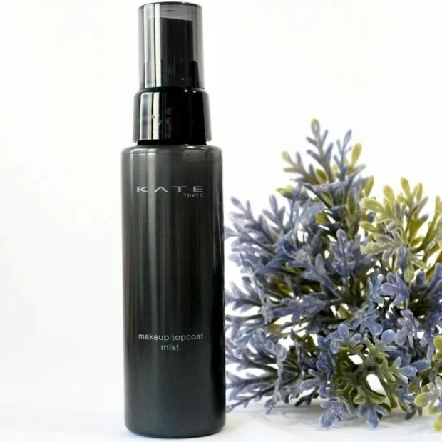 【ケイト新作】メイクキープミストが登場！ 「メイクトップコート」でメイクを瞬時に速乾コート