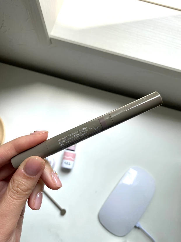 材料全て100均！満足度高！ペロンと剥がれる簡単ぷっくりジェルネイル_4_1