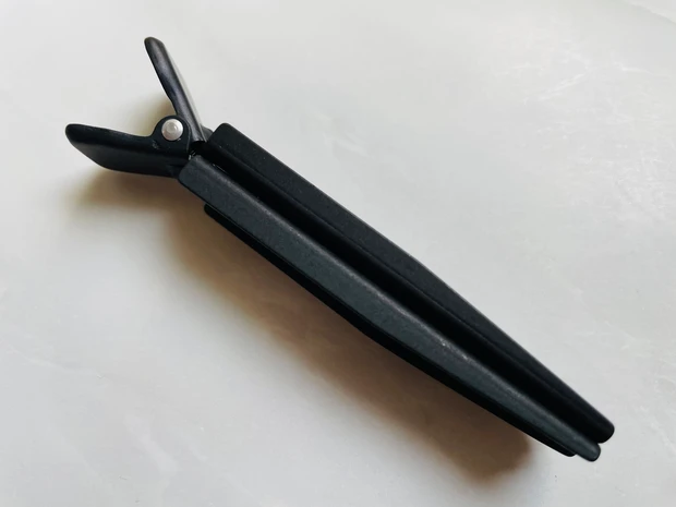 HAUMのボリュームピンセット