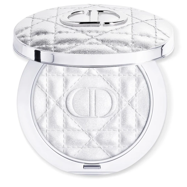 ディオールスキン フォーエヴァー グロウ ルミナイザー