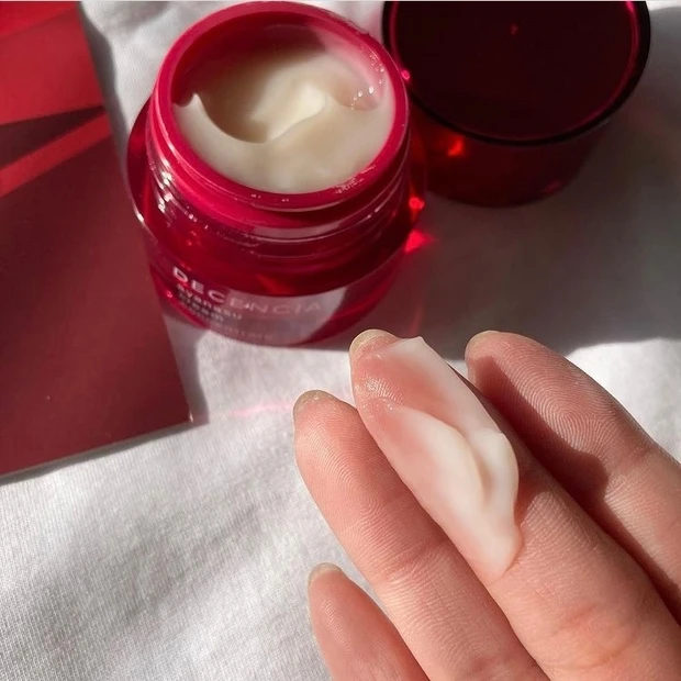 リピート12本!花粉症のムズムズ肌にマストなディセンシア、アヤナスシリーズを紹介!_3_2