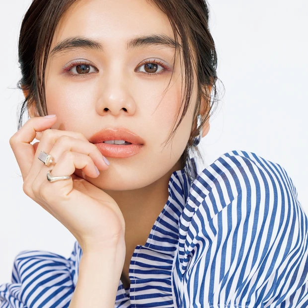 春　北原果　アイカラー　アイライナー　マスカラ　メイク