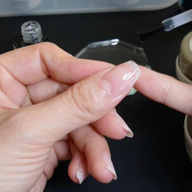 ぺりっと剥がせるピールオフベース