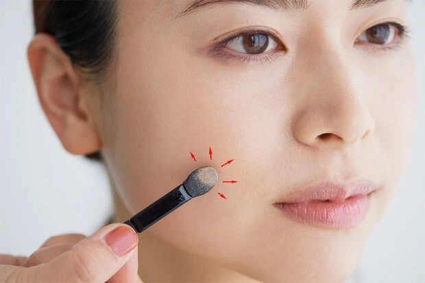 吹き出物コスメデコルテトーンパーフェクティング パレット使い方