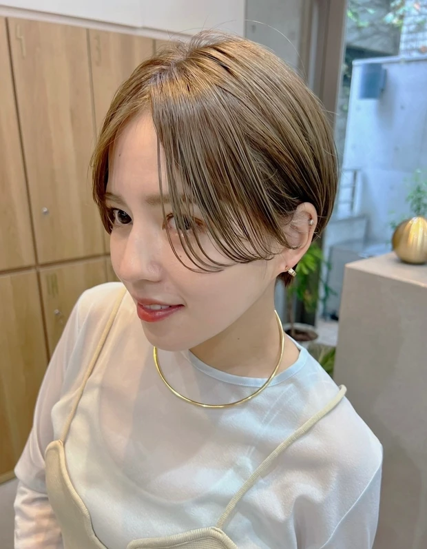 ヘアカタログ ショート ショートヘア 前髪あり サイド