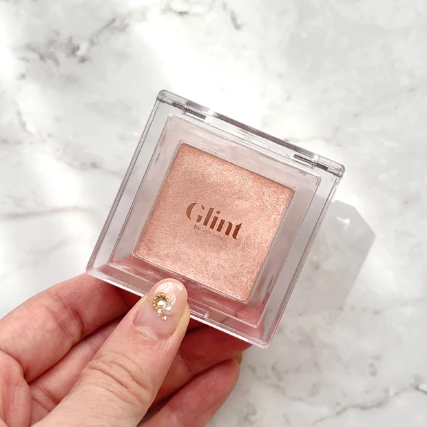 Qoo10メガ割のおすすめ「グリント ハイライター」 