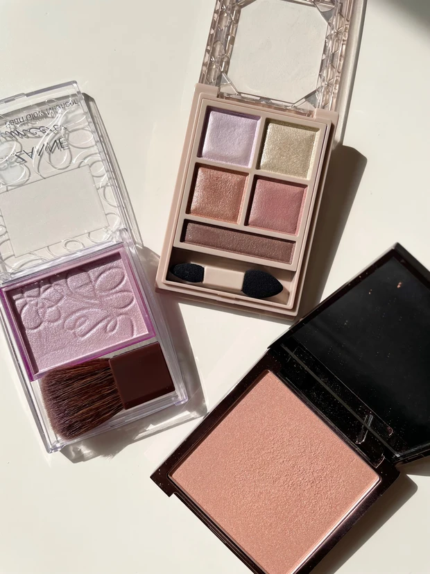 粘膜リップだけじゃない♪ヴィセ パノラマデザインアイパレットのブルべ本命ラベンダーベージュで太陽に映える大人上品夏メイク♡_5