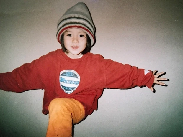 Q64 小さい頃の写真を見せて!