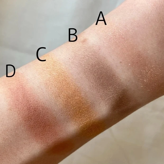 マキアインフルエンサーえりさん SUQQU(スック) シグニチャー カラー アイズ 10 彩葉集-IROHAATSUMEをスウォッチ②