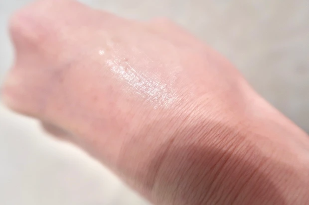 【Twitterで話題の製品！発色・色持ちよし・乾燥知らずなアイクリーム 兼 アイシャドウ下地】キャンメイク アイクリームプライマー_2_2