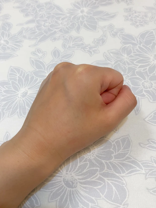 DUOのザ 薬用クレンジングバーム バリアのスウォッチ③