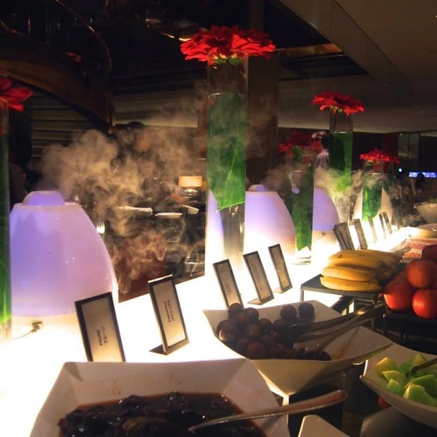 ヒルトン東京の朝食「パワースムージー」「ジュースブースター」魅力的なヘルシードリンクを見て〜！他にも色々....