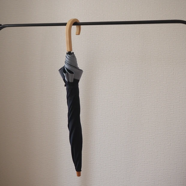 2段折 折りたたみ日傘 全部たたまなくてもコンパクトになる！