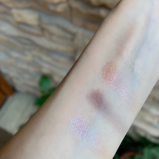 とことんシックな秋メイクレシピ【重赤リップ×モーヴグラデ】_3_1