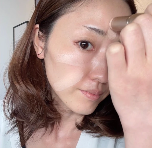 忙しい朝の必需品！超時短なのにツヤツヤ美肌が作れる神ファンデ♡テク要らずなので誰でも簡単にできちゃいます♪_2_1