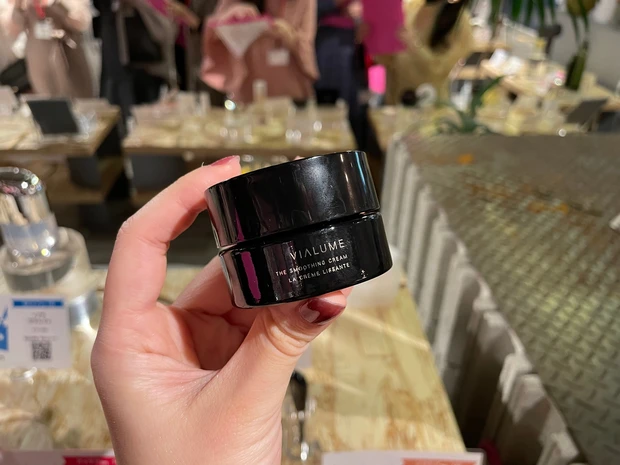 SUQQU ヴィアルム ザ スムージング クリーム