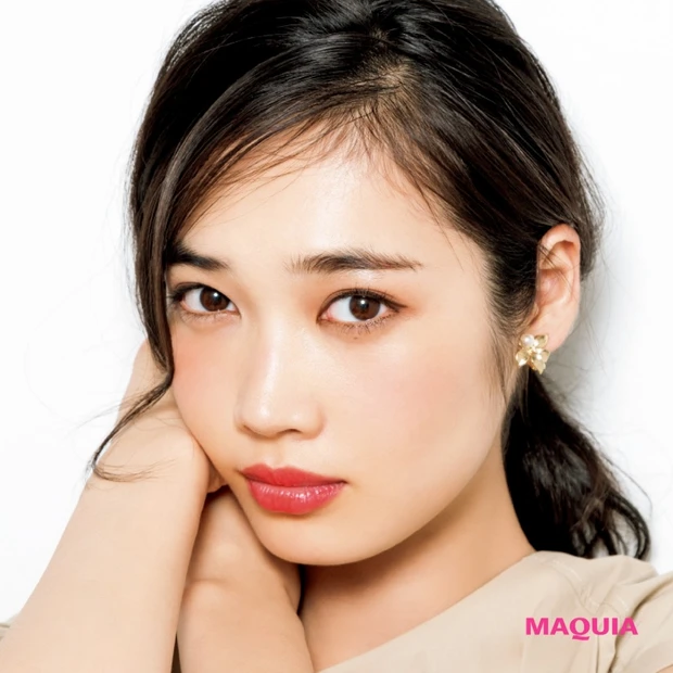 唇に内側からにじみ出る色気をon♡ 簡単セクシーリップテク