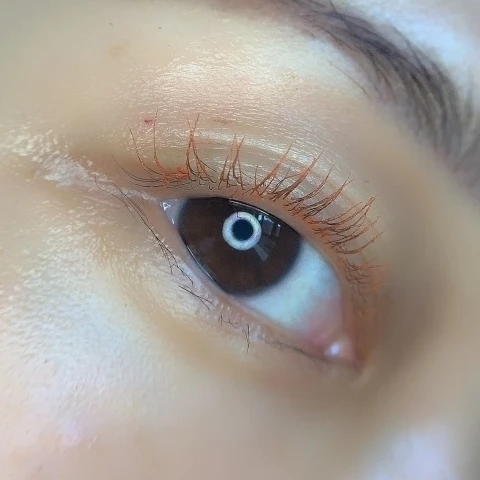 私の偏愛コスメ▶おしゃれな目元、抜け感重視!【カラーマスカラ】塗りやすさ・仕上がり・コスパなど、カラー別におすすめをご紹介!_13_1