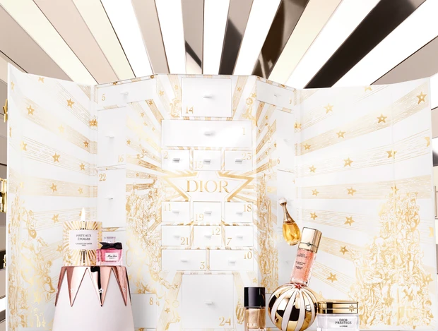 ディオール アドヴェント カレンダー 2025