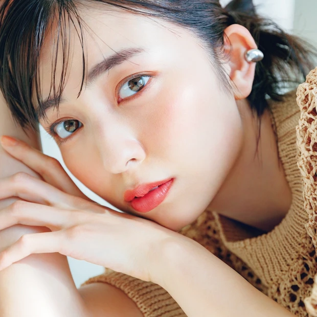 みんベス受賞チークでつくる立体顔！ なじみ色でメリハリを演出するコツをp…