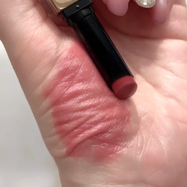 nars　リップ　888