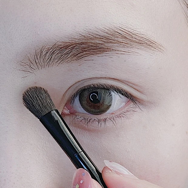 【コスメデコルテ】理想的な骨格が叶う！コントゥアリングパウダー　アイブロウ。これ一つでノーズシャドウ&アイブロウパウダーの2つの役割。陰影コントロールもテクニック要らず！_10_3