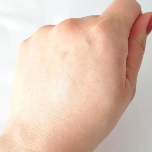 シルキーバームプライマーの口コミ・スウォッチ