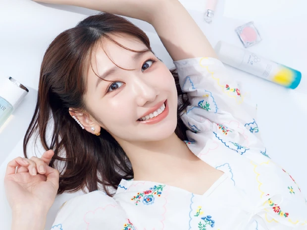 【柏木由紀さんの毛穴ケア】「肌がキレイな子を見て羨んだ時も」毛穴悩みを克服した愛用コスメ13選！