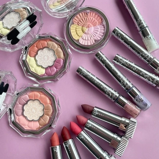 【秋新色コスメ2022】ジルスチュアートの2022年秋コレクション