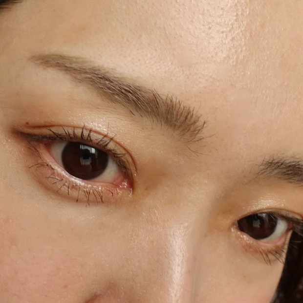 【ロムアンド】人気の眉マスカラ5色を比較レビュー！ハンオールブロウカラの推しカラー紹介：⑤【クールな印象に】08 ムーングレー