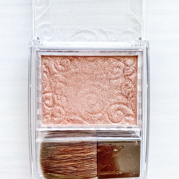 セザンヌ ハイライト イエベ おすすめ 02 ロゼベージュ