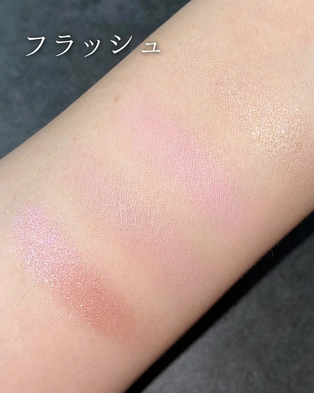 全女子におすすめしたい！
YSLの可愛すぎる新色「No.410 フォービドゥン ウィスパー」
_4