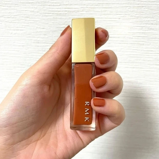 RMK ネイルポリッシュ EX-48 アンバーグラスをスウォッチ