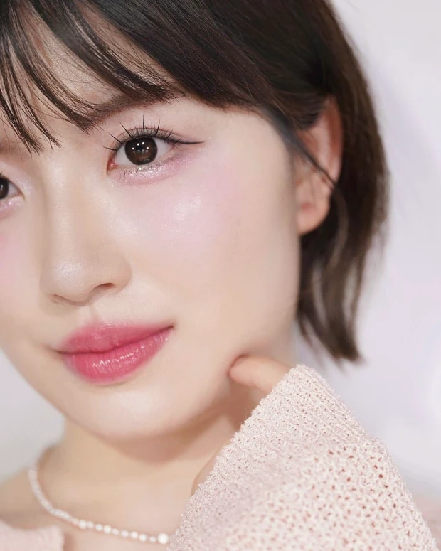 今年の夏は透明感のある「clean makeup」がマイトレンド！青みカラーを使ったブルベの夏メイクを解説します📝_4_1