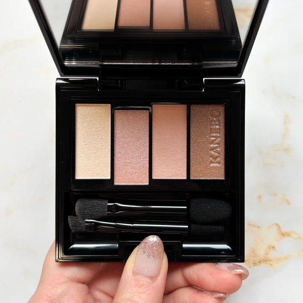 カネボウ　アイシャドウ 人気