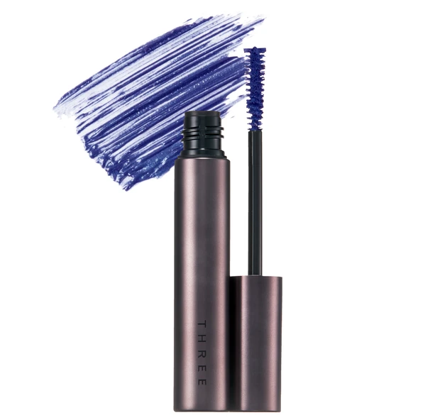 人気アーティストならこう組み合わせる
『受賞コスメ』でベストメイク 
 PhotoGallery_1_4