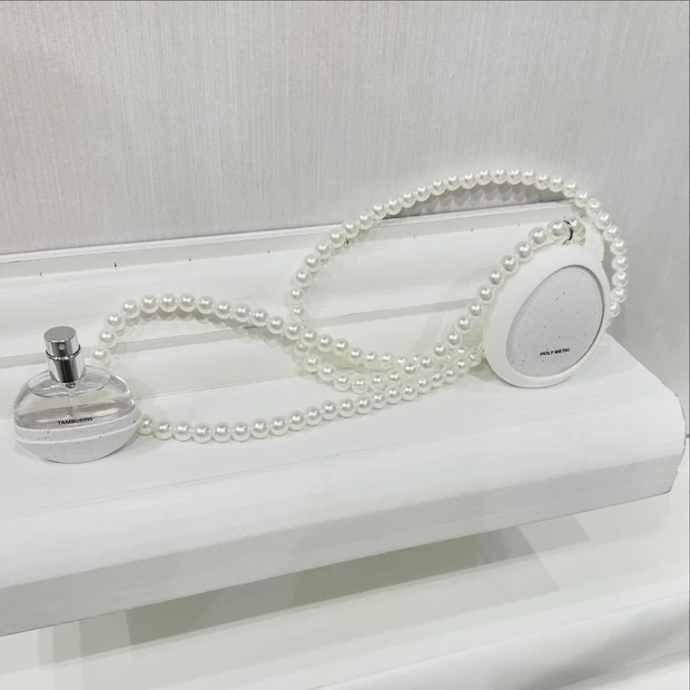 エッグパフュームを購入した方には先着で特製パールケースをプレゼント