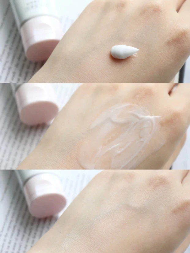 カルテHD モイスチュア ハンドクリーム テクスチャー