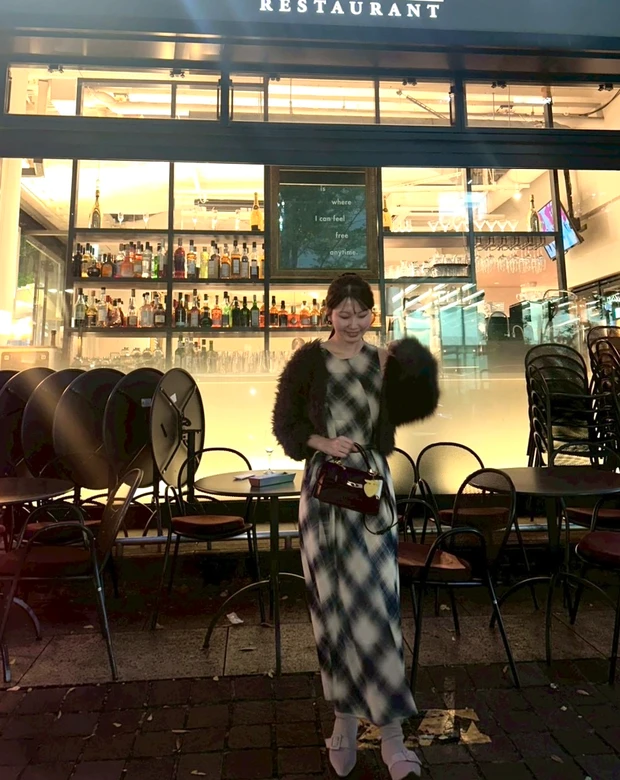 【現役イメコンアナリストが解説】ブルベ夏の暗い色の取り入れ方🖤_1