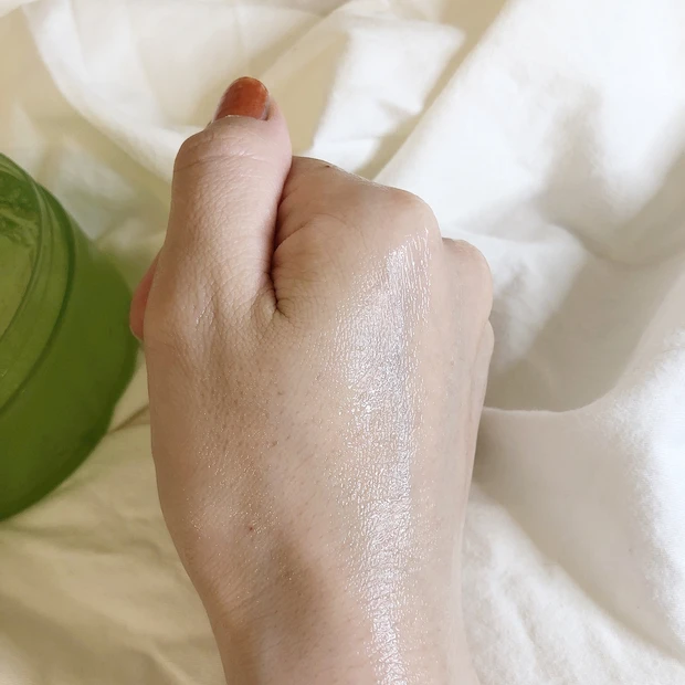 "93％CICA"スムージングジェル
マスク荒れしやすい時代のお助けコスメ_2_2