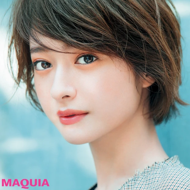 柿色パレットで目元に色香を！ 岡野瑞恵さん発・秋の最旬オフィスメイク