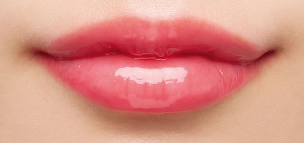 秋 新作 リップ グロス YVES SAINT LAURENT YSL ラブシャイン グロスプランパー 9　スウォッチ