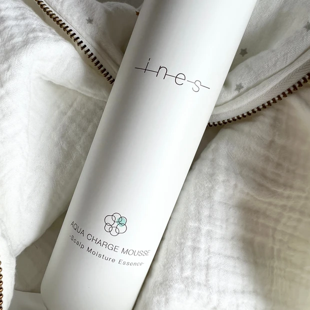 【8/10発売！】肌のくすみや頭皮のコリ、疲労感を感じたら頭皮ケア！炭酸泡の『ines アクア チャージ ムース』【ヘアケア新作】_6