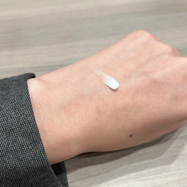 キュレル_パウダーバーム_テクスチャ