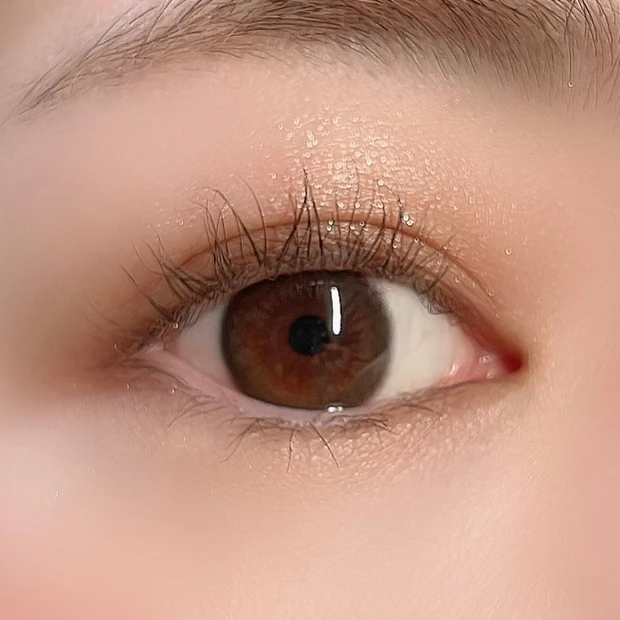 ベストコスメ 2022下半期 アイシャドウ ADDICTION(アディクション)ザ アイシャドウパレット 001 カシミアドリーム アイメイク