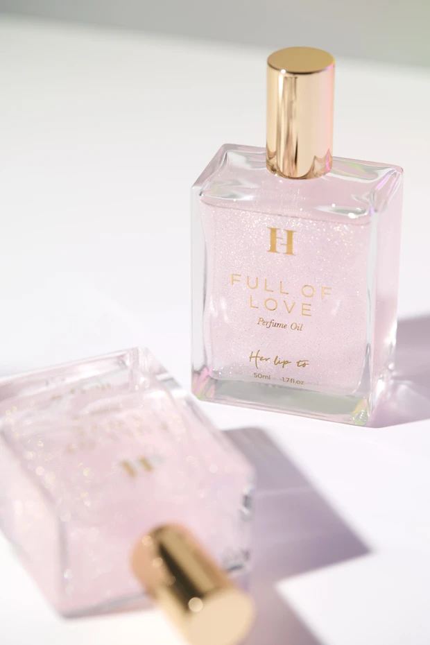 Her lip to BEAUTYから“FULL OF LOVE”の香りのパフュームオイル